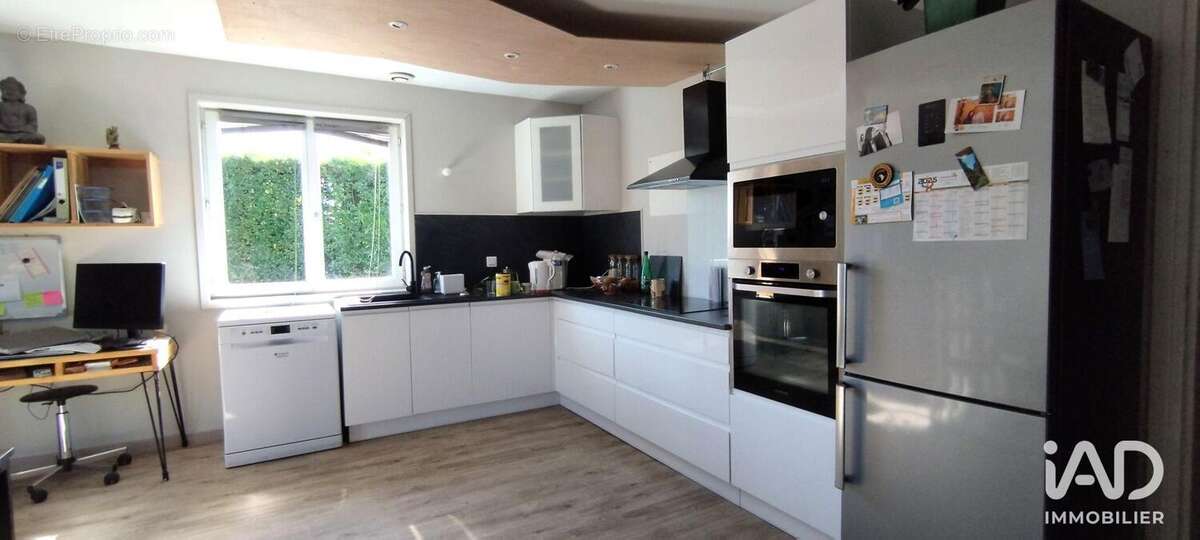 Photo 2 - Commerce à FONTENAY-LE-COMTE