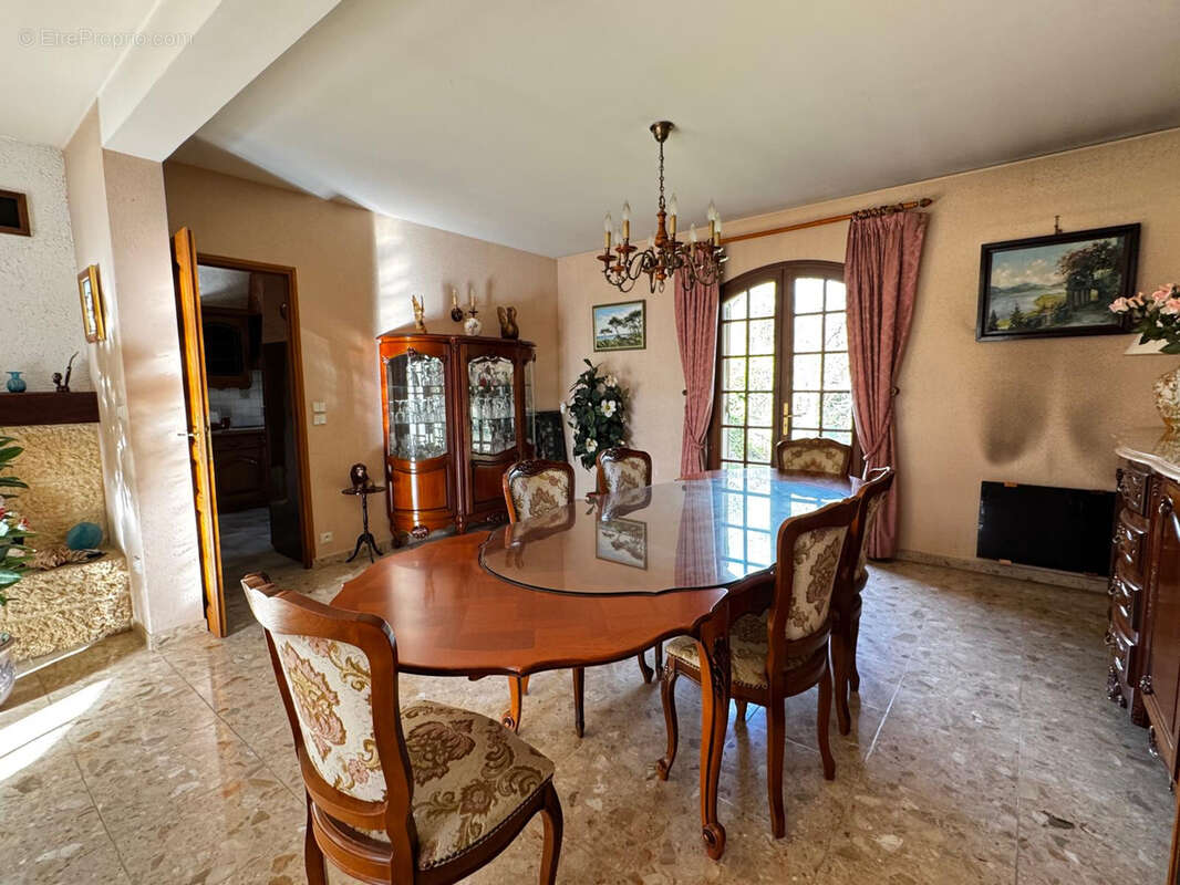 Maison à THORIGNY-SUR-MARNE