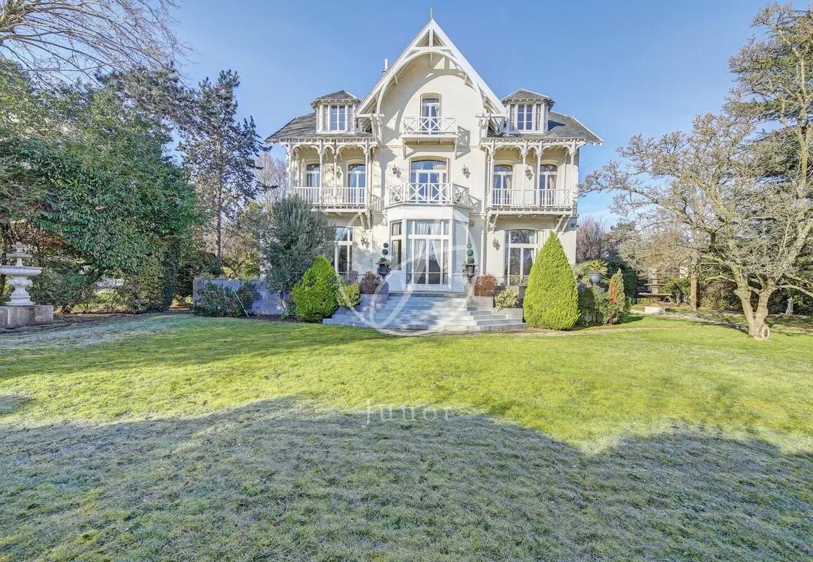 Maison à CROISSY-SUR-SEINE