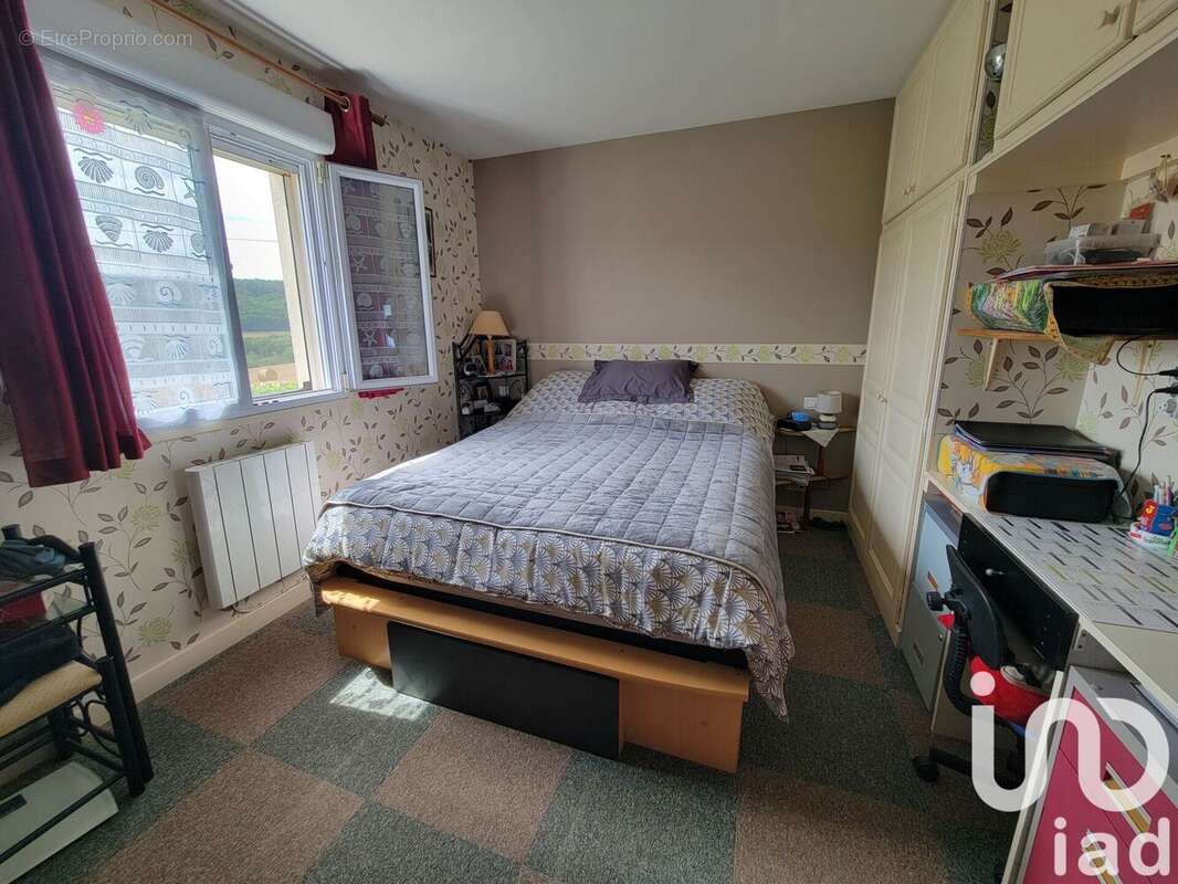 Maison 84 m² à Conde-En-Brie  - photo 7