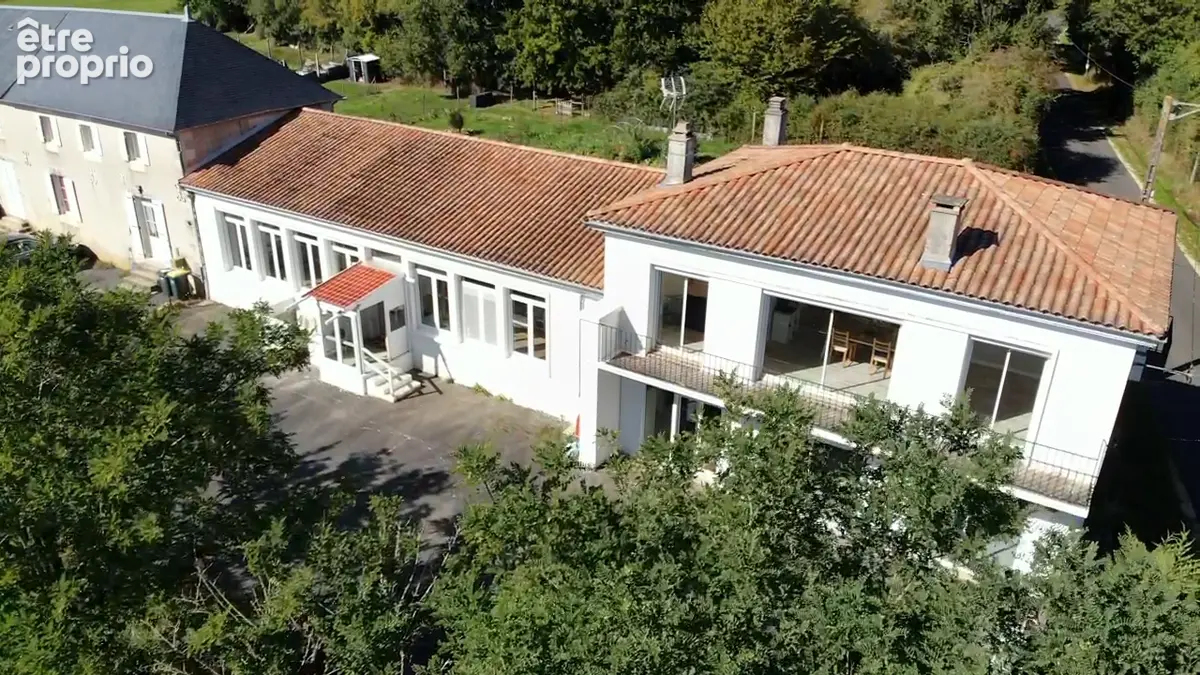 Maison 205m² à genouillé - photo 10