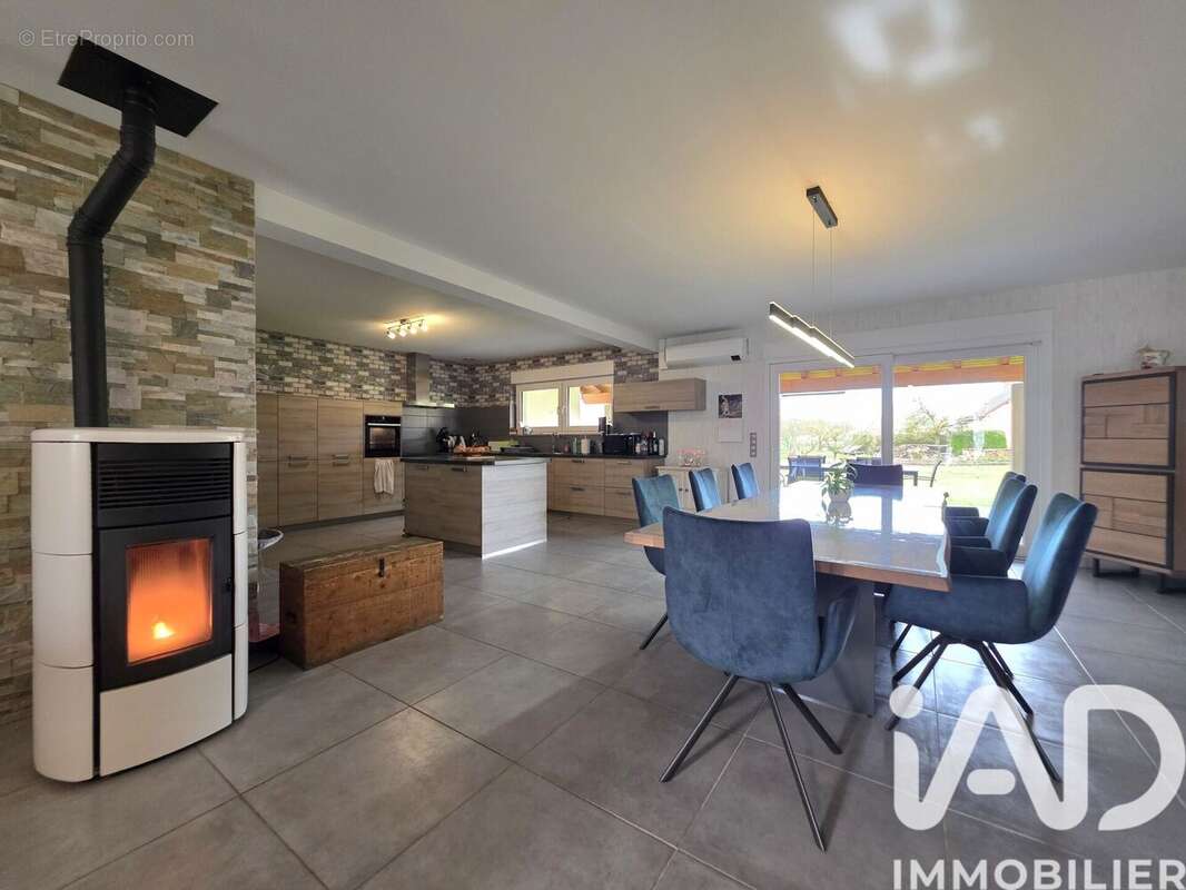 Maison 152 m² à Herbitzheim  - photo 2