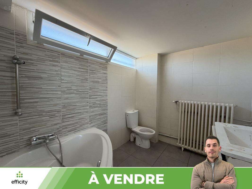 Maison 130 m² à Chatellerault  - photo 6