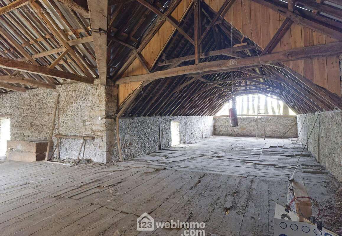 Maison à ARROS-DE-NAY