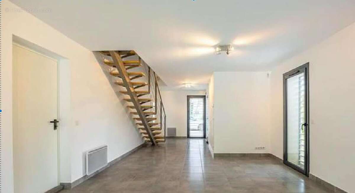 Maison à SAINT-GELY-DU-FESC