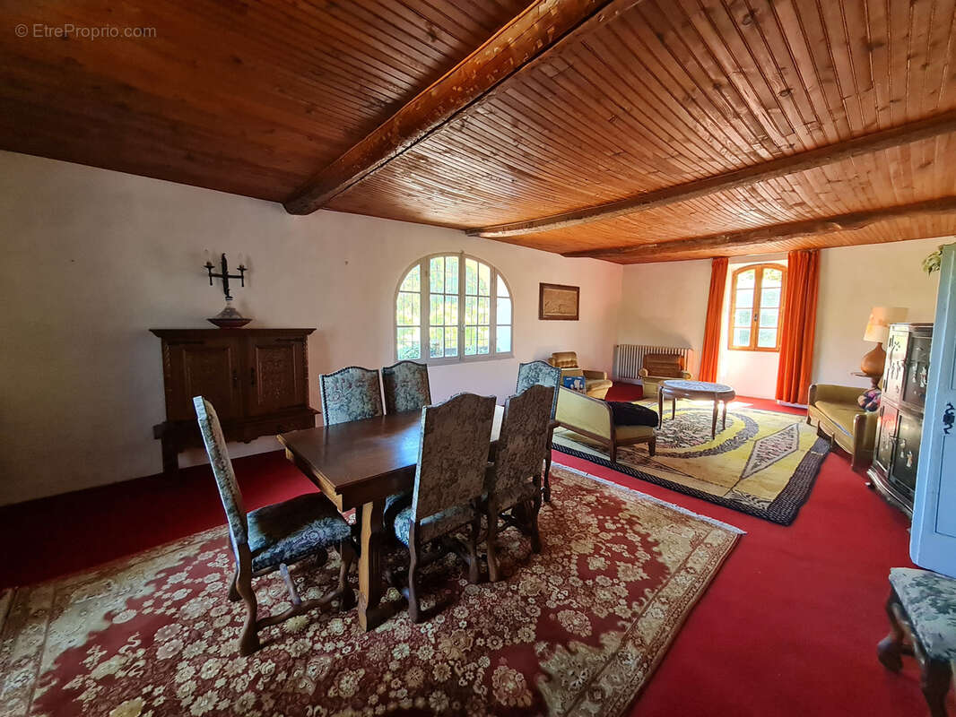 Maison à GENERARGUES