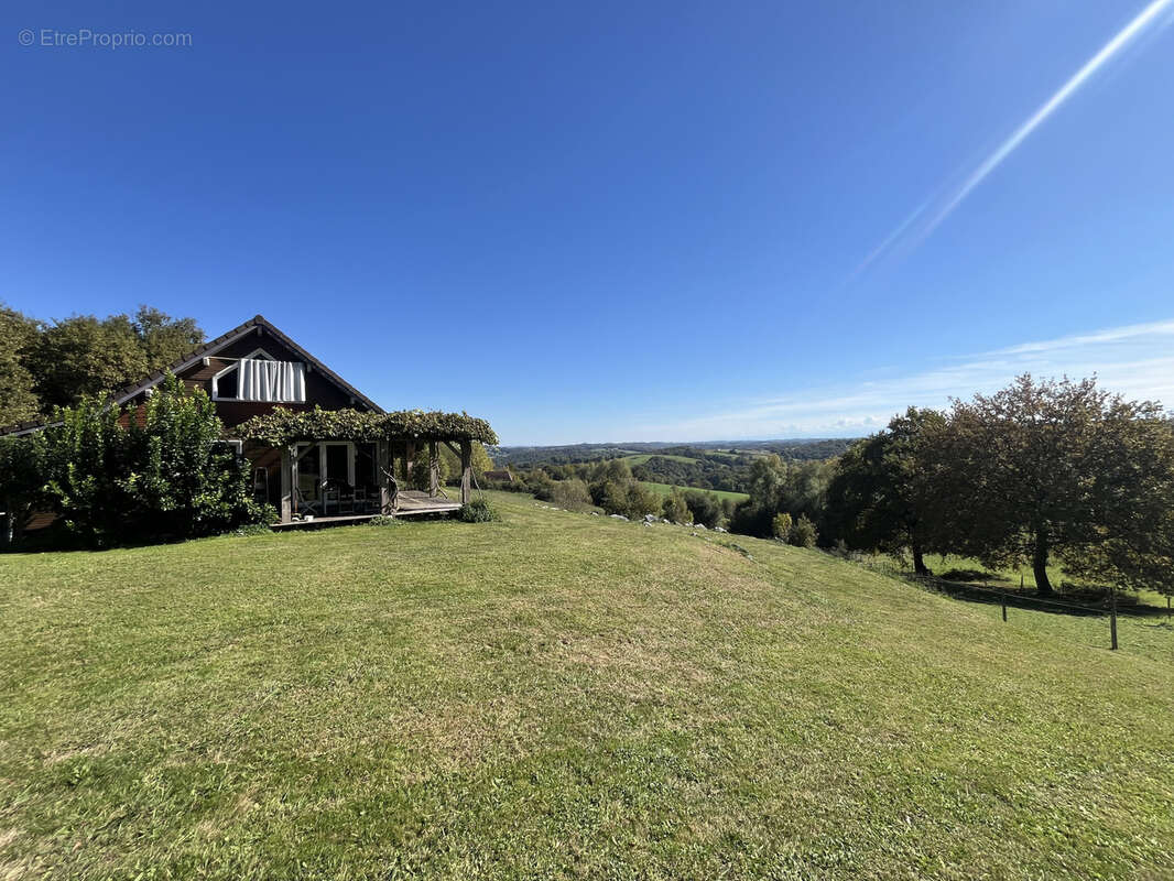 Maison à L'HOPITAL-D'ORION
