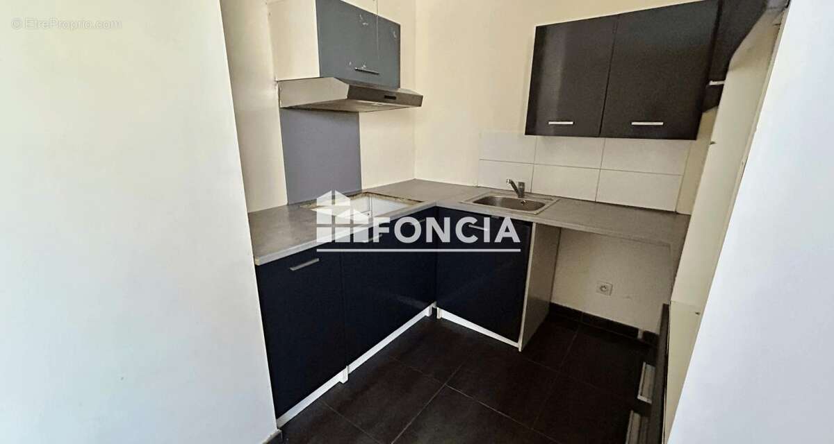 Appartement à FRESNES