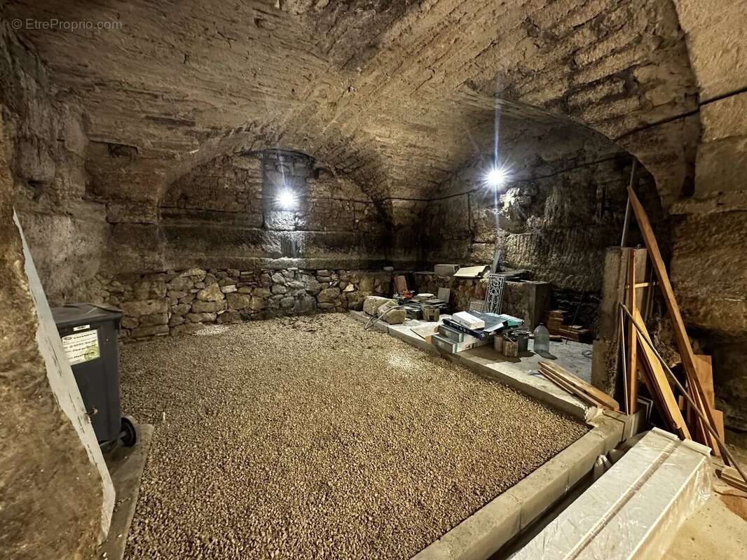 Appartement à MONTBAZIN