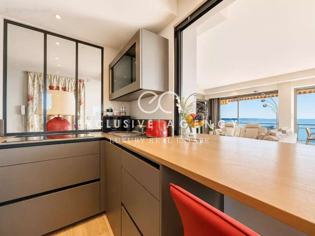 Appartement 4 pièces 108 m² – Terrasse 54 m² – Vue mer panoramique exceptionnelle - photo 4