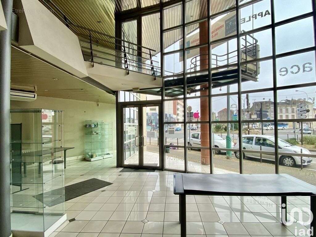 Photo 2 - Commerce à AGEN