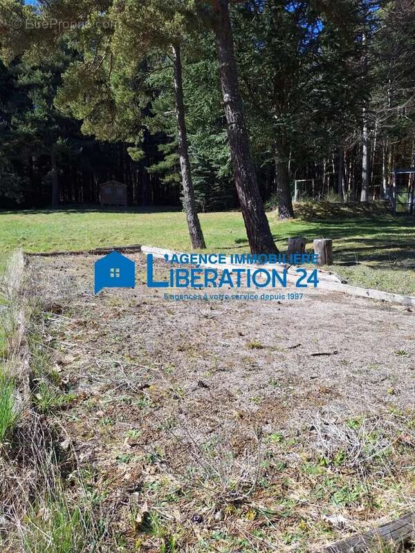 Maison à THELIS-LA-COMBE