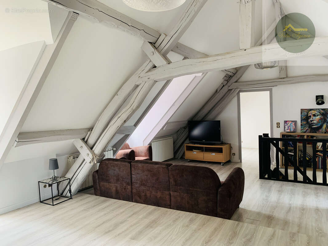 Maison à VOULX