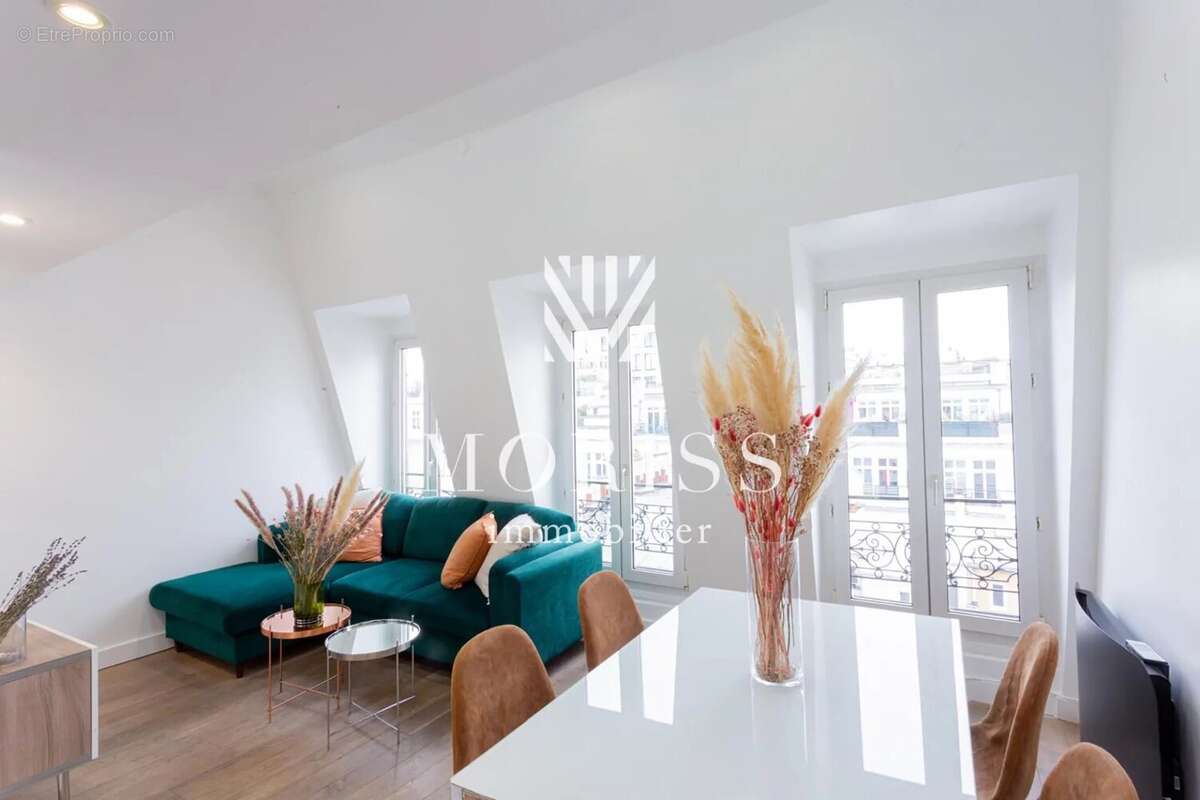 Appartement à PARIS-7E