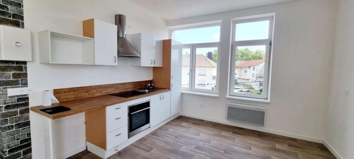 Appartement à PUTTELANGE-AUX-LACS