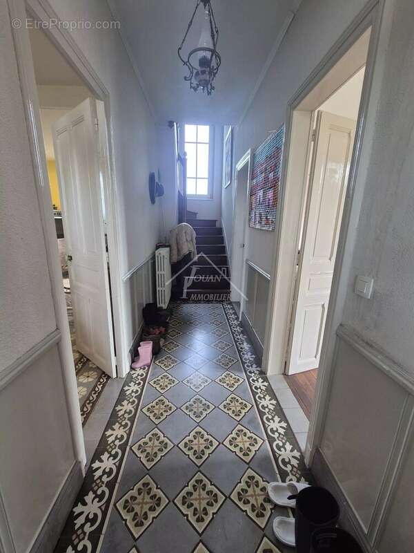 Maison à LALIZOLLE
