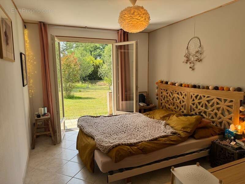 Charmante propriété de campagne avec piscine, dépendances et vue imprenable – Périgord Vert - photo 7