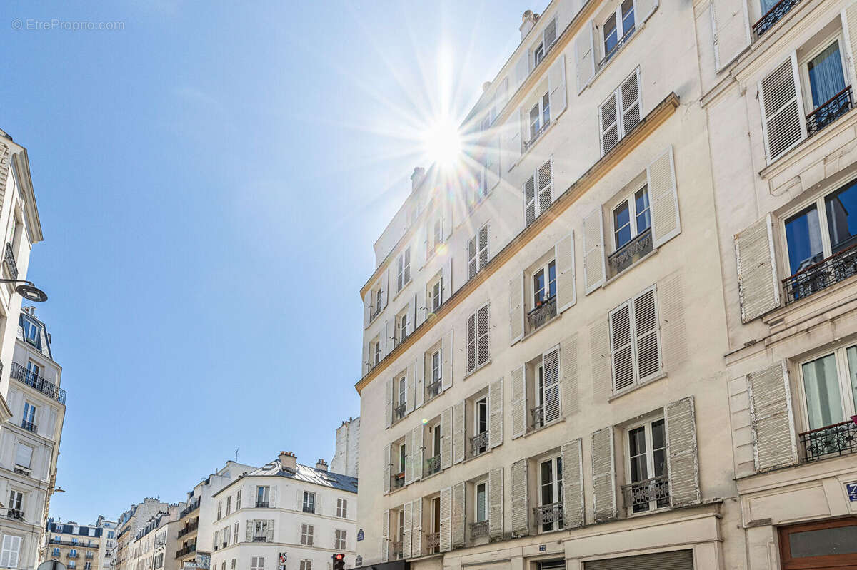 Appartement T1 à vendre - Paris 5ème étage - 24,58 m² - photo 2