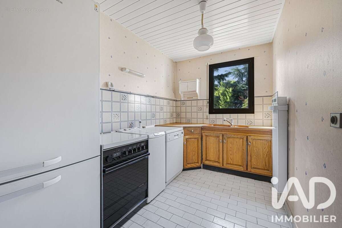 Photo 4 - Appartement à SURESNES