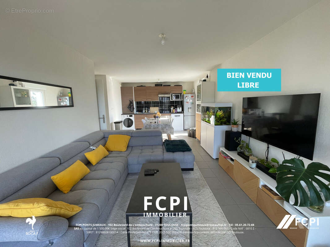 Appartement trois pièces 63 m2 - CUGNAUX - photo 3