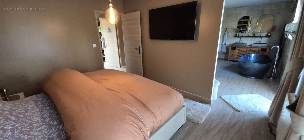 Maison à LA FERTE-SAINT-CYR