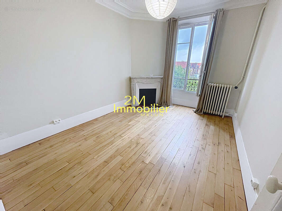 Appartement à MELUN