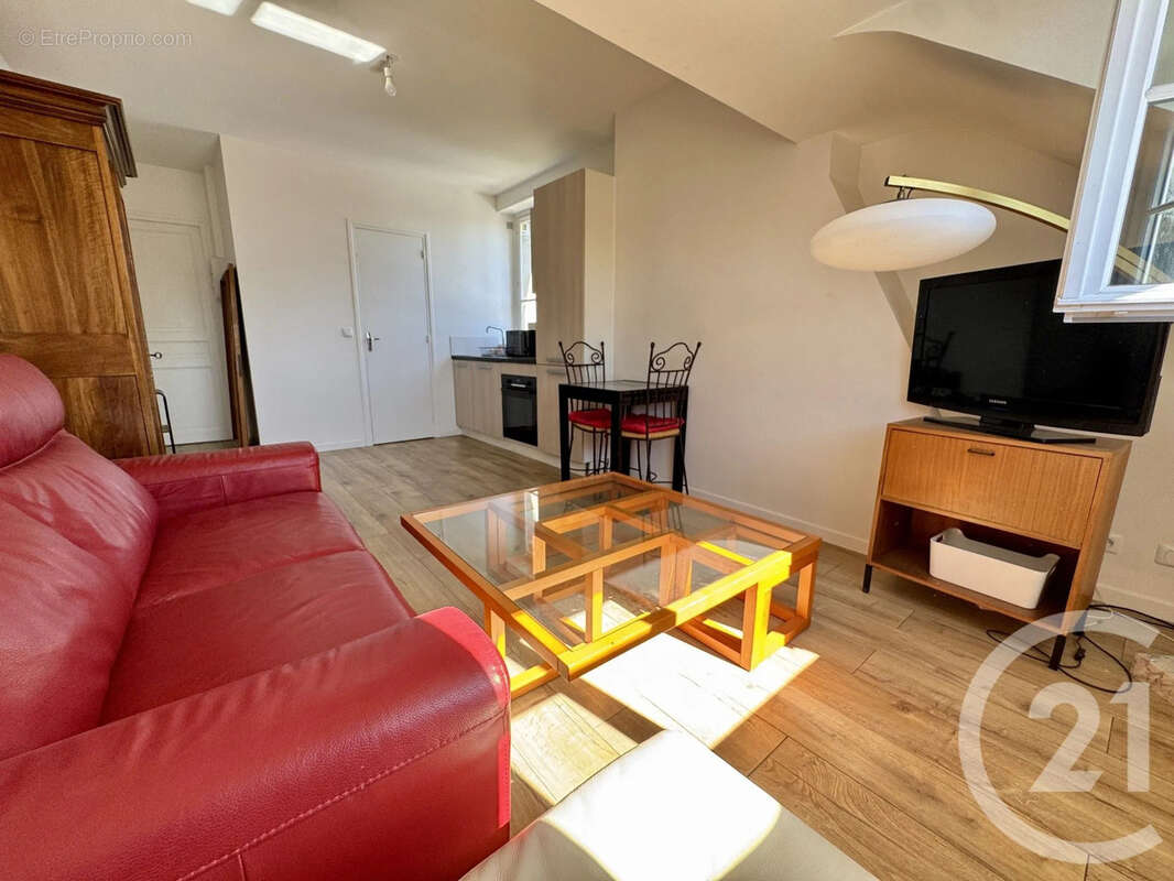 Appartement à FONTAINEBLEAU