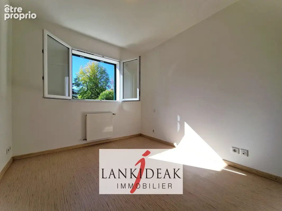 Appartement T2 de 45 m2 avec place parking privative au centre d'Hasparren - photo 8