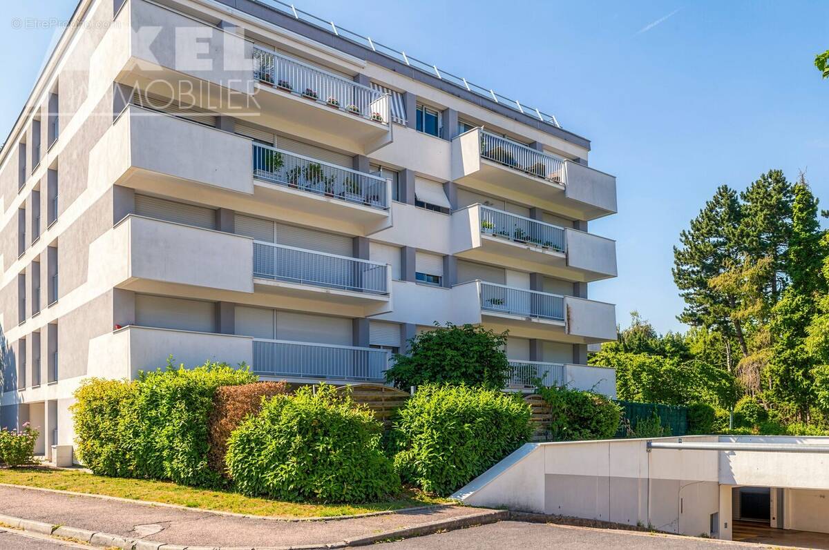 Appartement à BOIS-D'ARCY