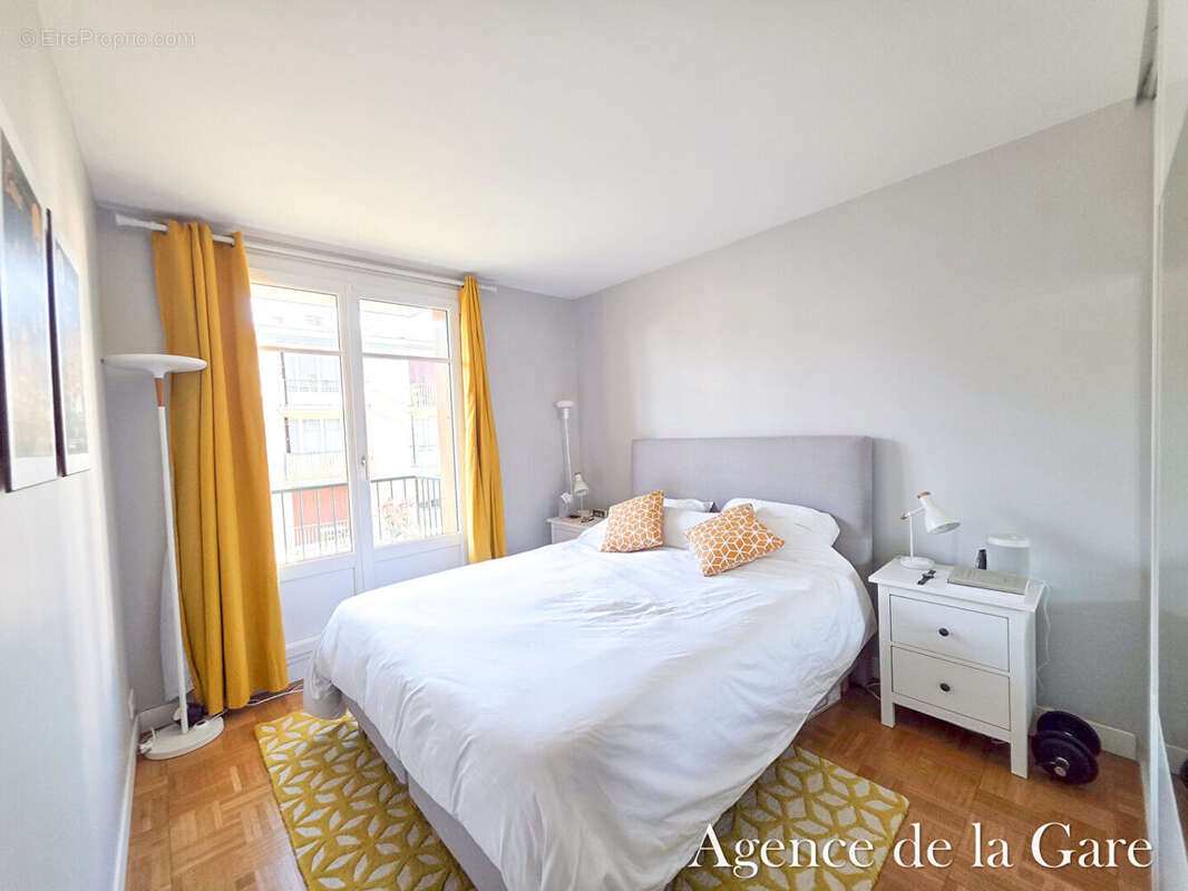Appartement à MAISONS-LAFFITTE