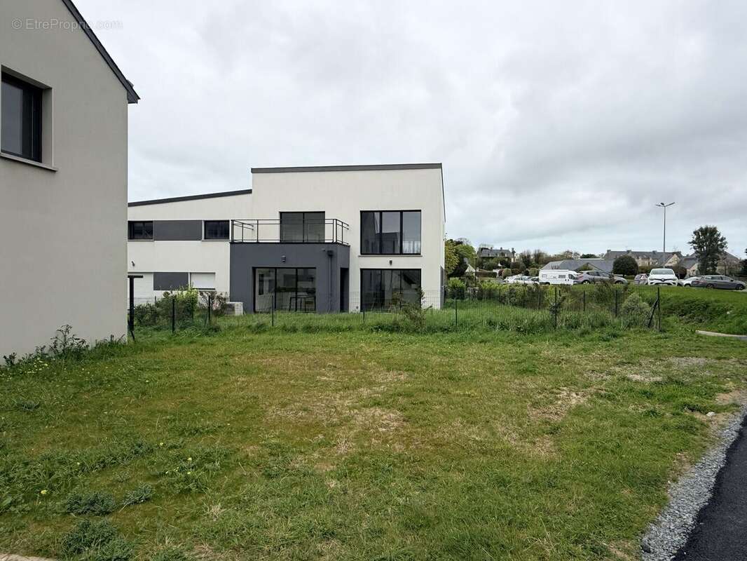 IMG2305 - Maison à PLESSIX-BALISSON