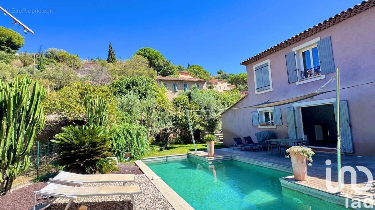 Photo 2 - Maison à OLLIOULES