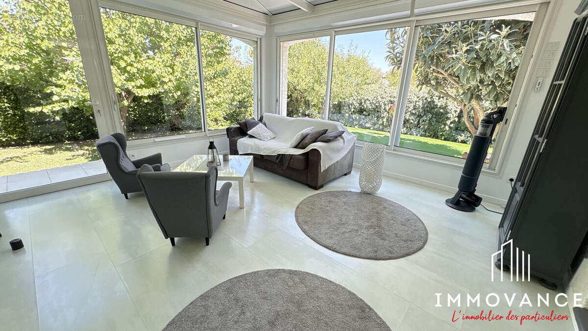 Maison 140 m² à Teyran  - photo 6