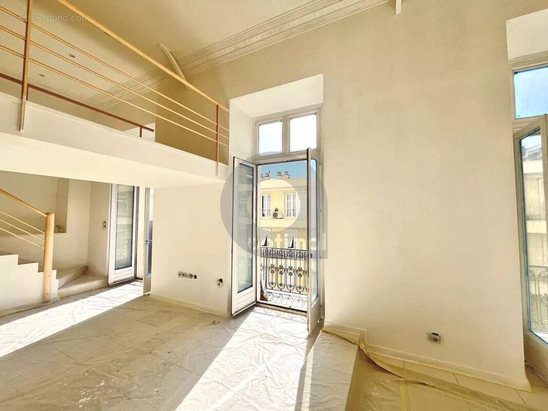 Appartement à MENTON