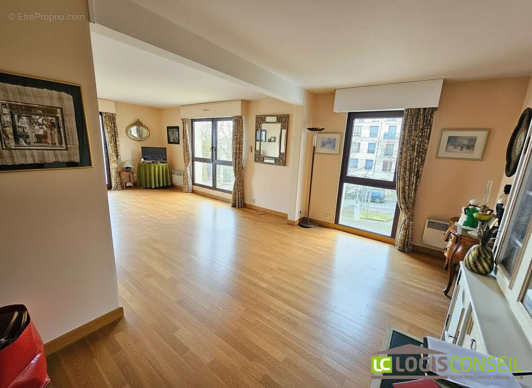 Appartement à CHATILLON
