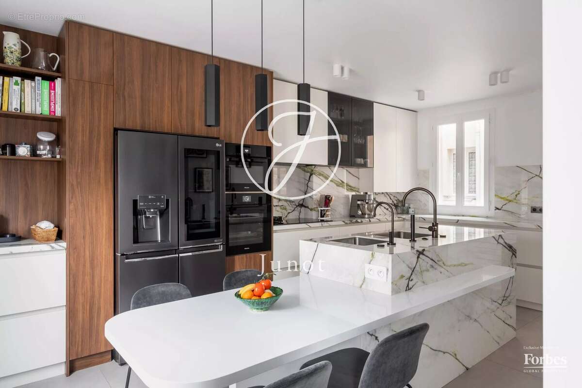 Appartement à PARIS-5E