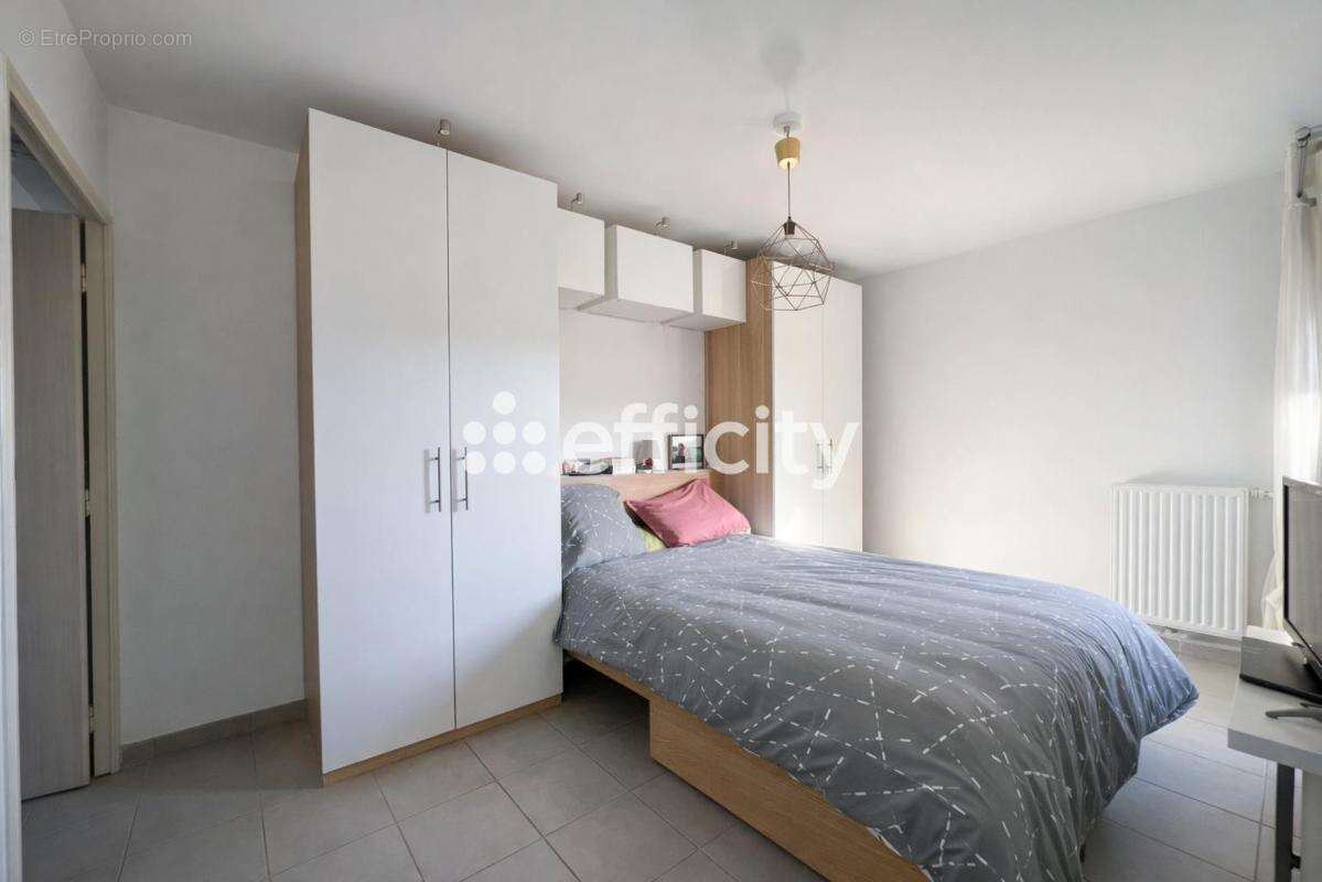 Appartement à MARSEILLE-9E