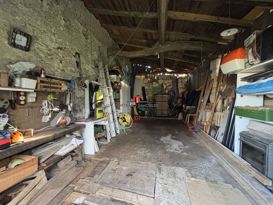 Maison à VILLEGOUGE