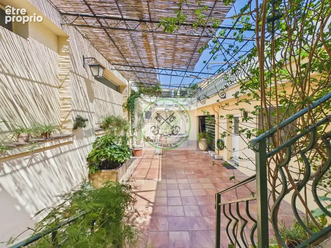 Appartement loft ou commerce   saint raphael centre - photo 23