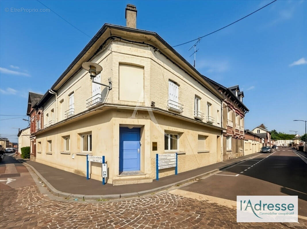Commerce à FLEURY-SUR-ANDELLE