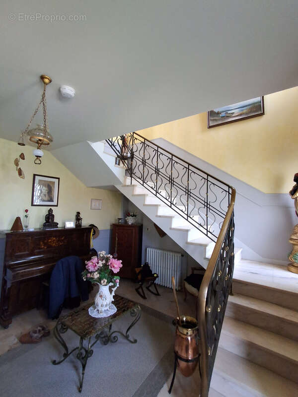 Maison à ECHILLAIS