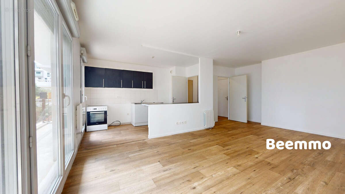 Appartement 69 m² à Saint-Denis  - photo 3