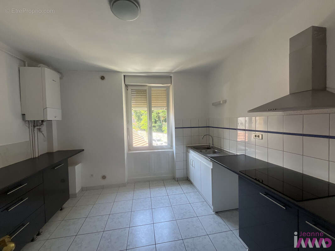 Appartement 75 m² à Belfort  - photo 8