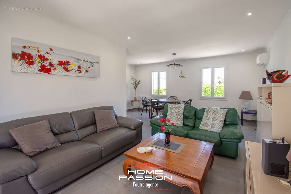 Maison à MESCHERS-SUR-GIRONDE