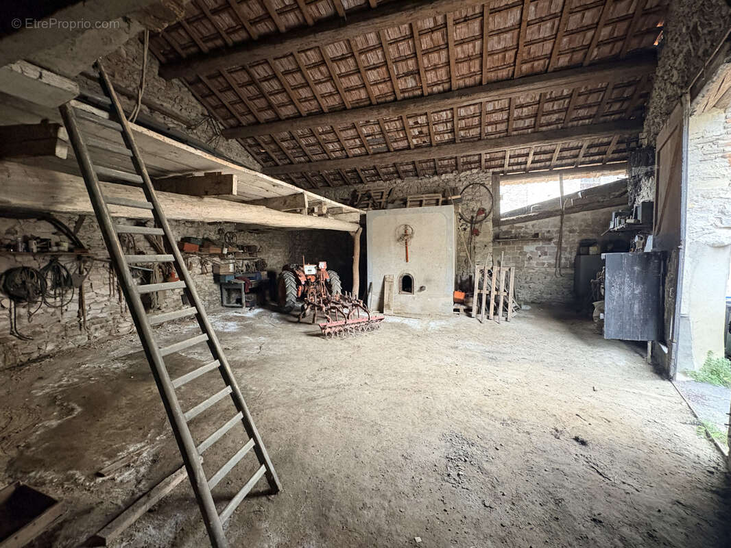 Maison à LA CALMETTE