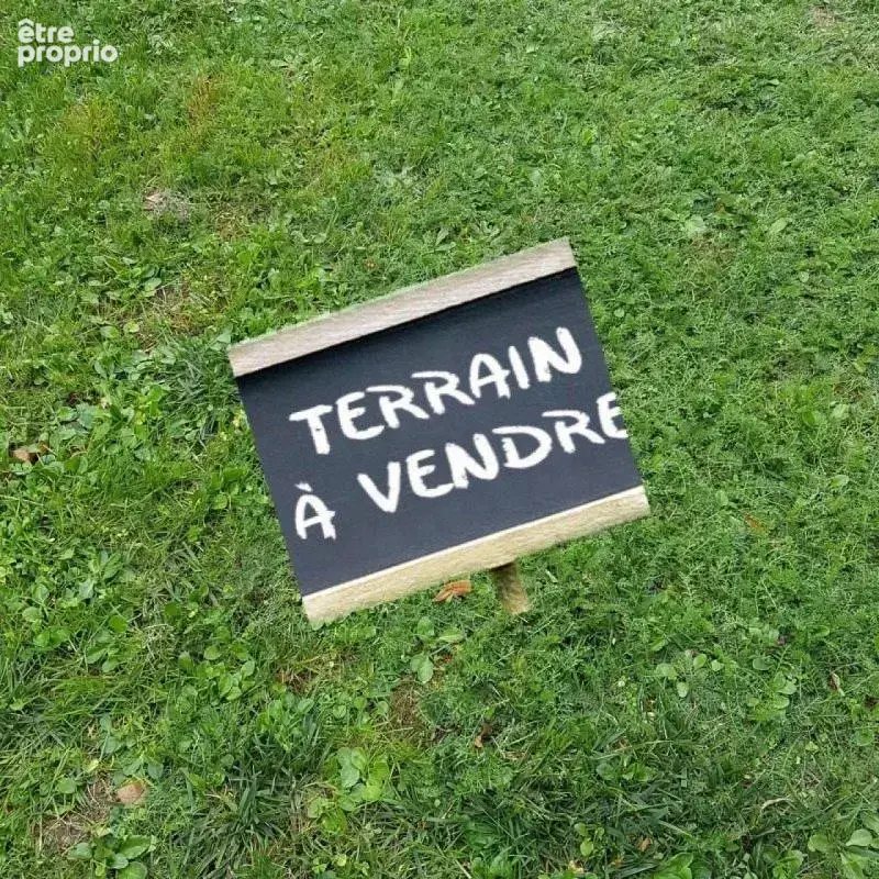 Terrain à GUISSENY