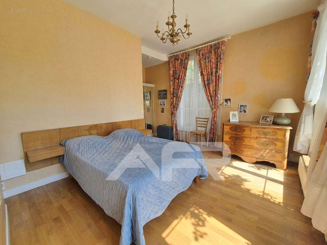 Maison à CHATOU