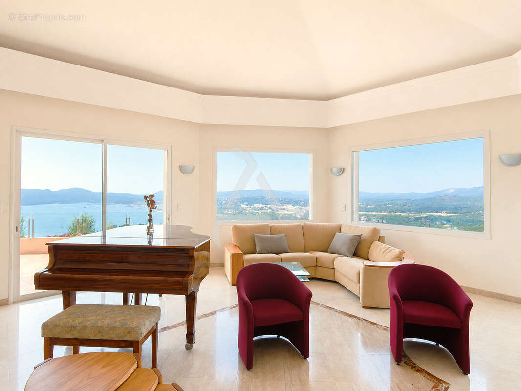 Dans le domaine très exclusif de « marina di fiori » à porto-vecchio villa d’exeption de 354m2 - photo 8