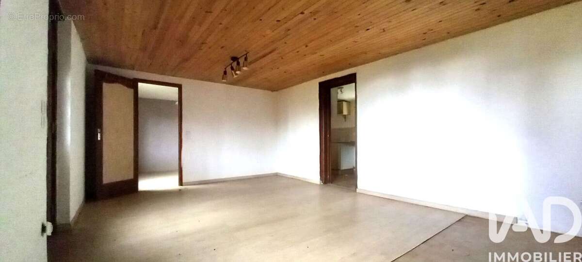 Photo 5 - Maison à COUSSAC-BONNEVAL