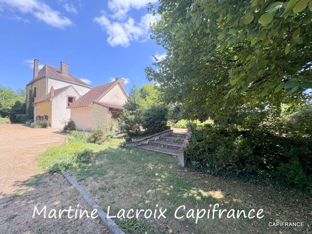 Dpt SARTHE (72), à vendre LA FERTE-BERNARD - PROPRIÉTÉ  P6 de 170 m² - Terrain de 4547 M² - photo 2